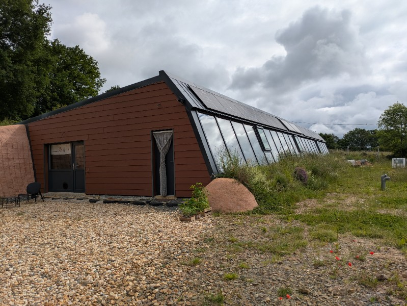 EARTHSHIP DORDOGNE - Ecoconstruction