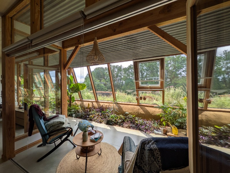 EARTHSHIP DORDOGNE - Ecoconstruction