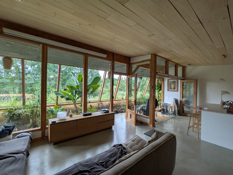 EARTHSHIP  - Ecoconstruction - DORDOGNE