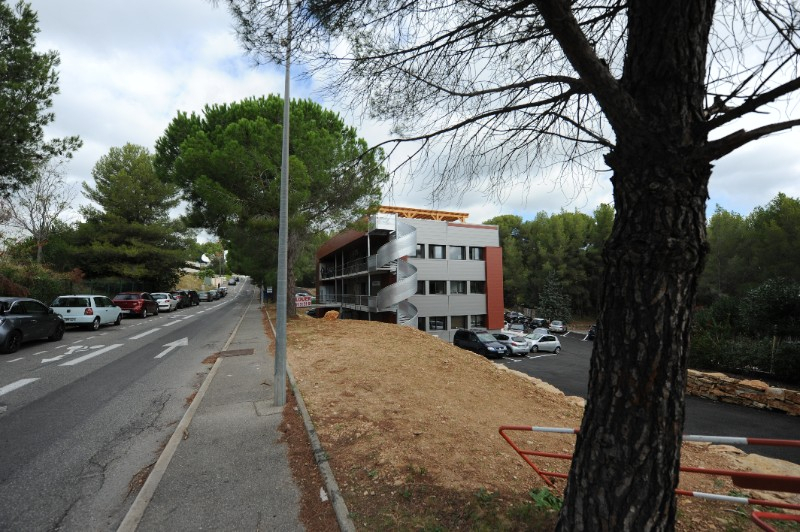 ENSEMBLE COMMERCIAL ATELIA III - LA CIOTAT