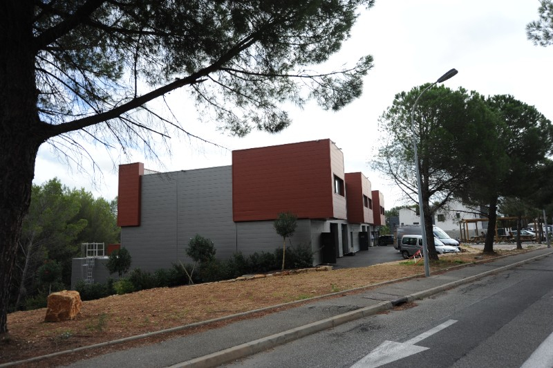 ENSEMBLE COMMERCIAL LA CIOTAT