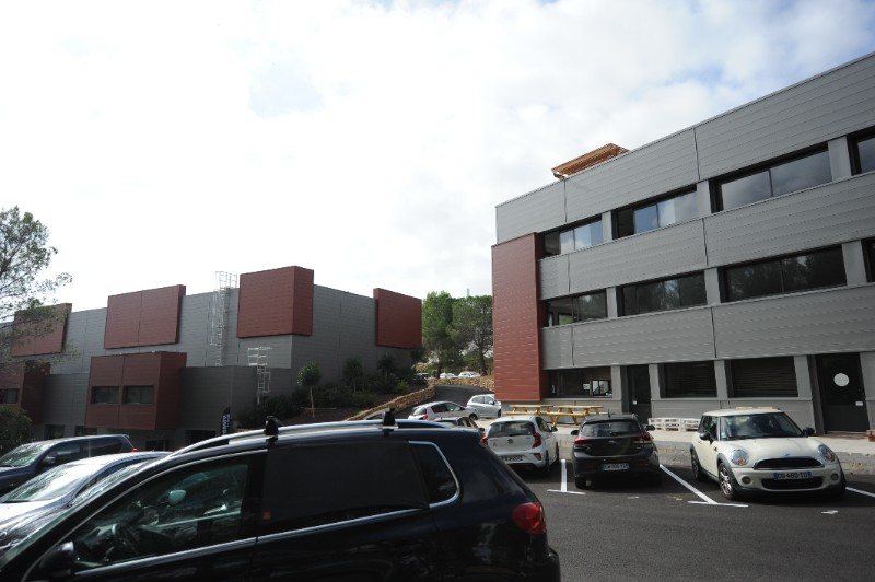 ENSEMBLE COMMERCIAL LA CIOTAT