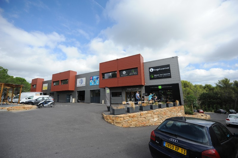 ENSEMBLE COMMERCIAL LA CIOTAT