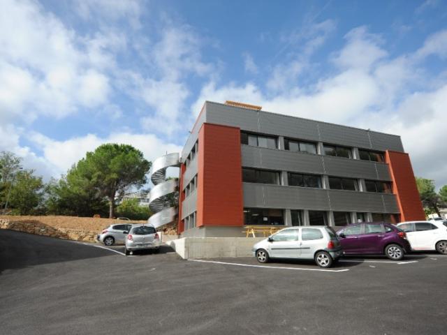 ENSEMBLE COMMERCIAL LA CIOTAT