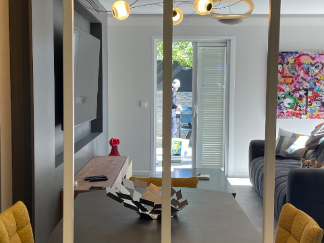 METAMORPHOSE CONTEMPORAINE D'UNE VILLA - Rénovation et extension d'une villa - MARSEILLE