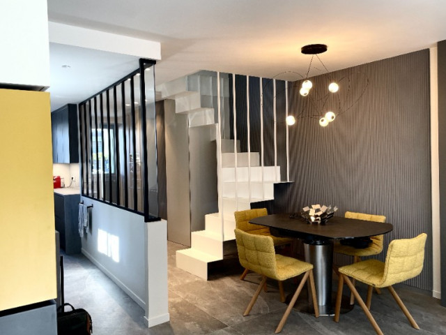 METAMORPHOSE CONTEMPORAINE D'UNE VILLA - Rénovation et extension d'une villa - MARSEILLE