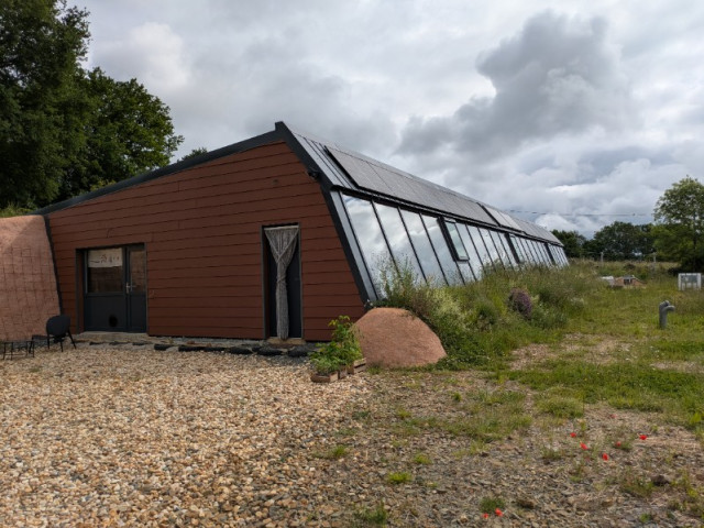 EARTHSHIP DORDOGNE - Ecoconstruction